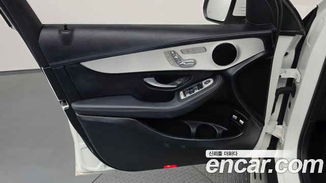 Mercedes-Benz GLC-Class (X253) GLC300e 4MATIC 2021 — фото 24