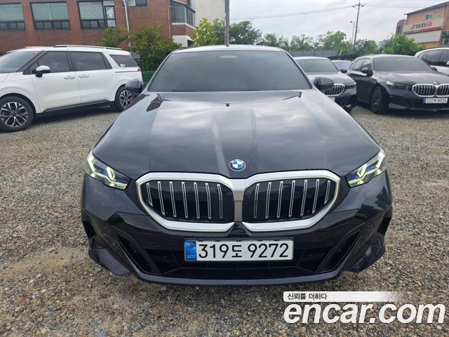 BMW 5 Series (G60) 520i M Sport