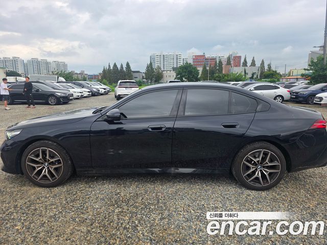 BMW 5 Series (G60) 520i M Sport 2026 — фото 3