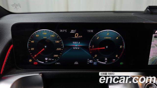 Mercedes-Benz GLB-Class (X247) GLB200 d 2022 — фото 8