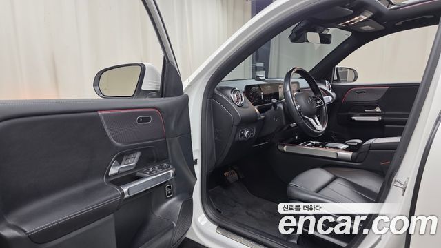 Mercedes-Benz GLB-Class (X247) GLB200 d 2022 — фото 10
