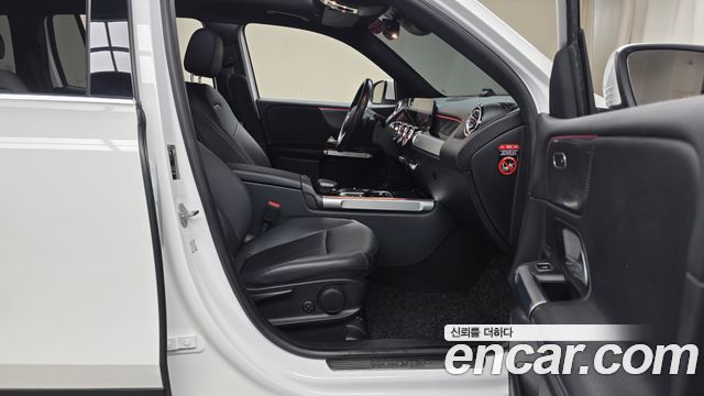 Mercedes-Benz GLB-Class (X247) GLB200 d 2022 — фото 26