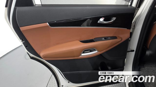 Kia Sorento Diesel 2.0 2WD Marster 2020 — фото 25
