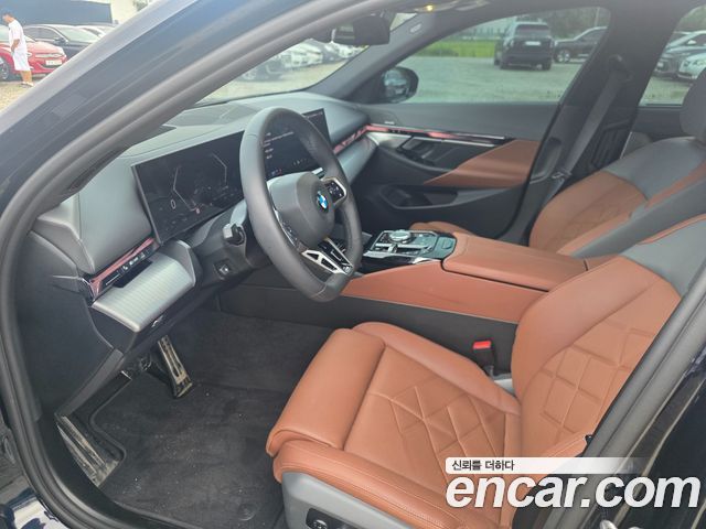 BMW 5 Series (G60) 530i xDrive M Sport 2026 — фото 4