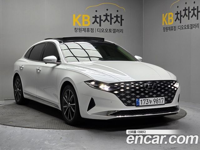 Hyundai Grandeur (IG) 2.5 Le Blanc 2023 — фото 1