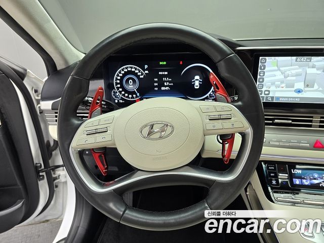 Hyundai Grandeur (IG) 2.5 Le Blanc 2023 — фото 15