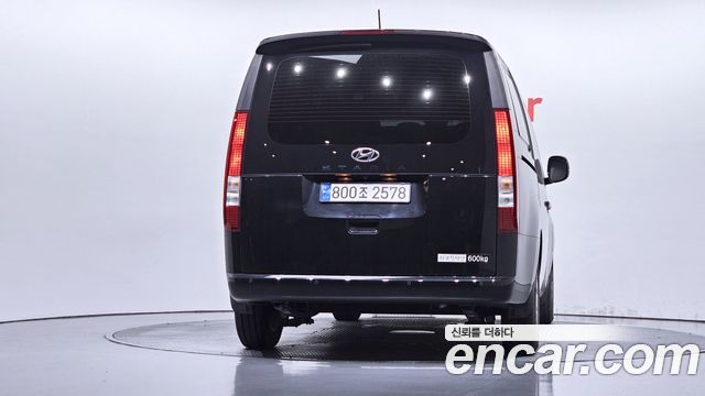Hyundai Staria Cargo 5-Seater Modern 2023 — фото 4