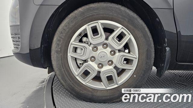 Hyundai Staria Cargo 5-Seater Modern 2023 — фото 5