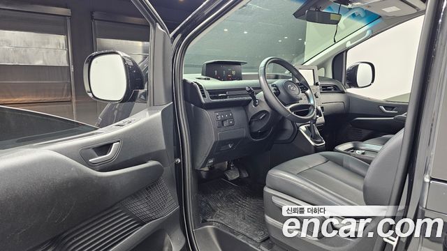 Hyundai Staria Cargo 5-Seater Modern 2023 — фото 10