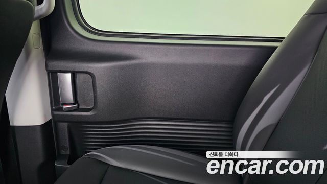 Hyundai Staria Cargo 5-Seater Modern 2023 — фото 25