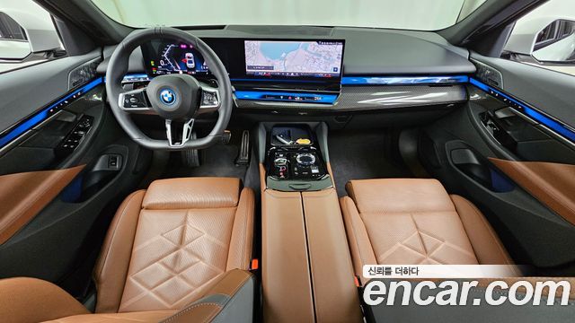 BMW 5 Series (G60) 530e xDrive M Sport Pro 2025 — фото 7