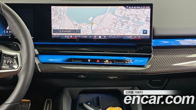 BMW 5 Series (G60) 530e xDrive M Sport Pro 2025 — фото 14