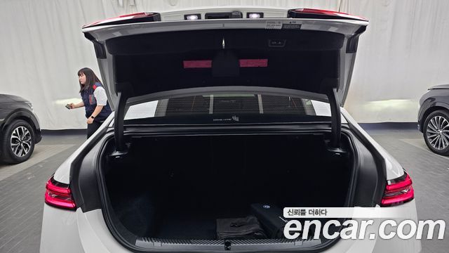 BMW 5 Series (G60) 530e xDrive M Sport Pro 2025 — фото 20