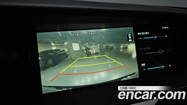 Genesis G90 3.8 AWD Luxury 2019 — фото 15