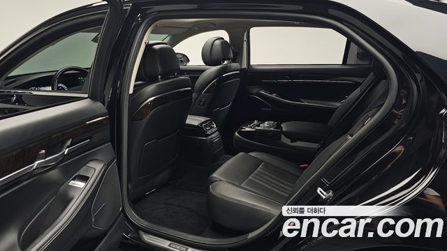 Genesis G90 3.8 AWD Luxury 2019 — фото 26