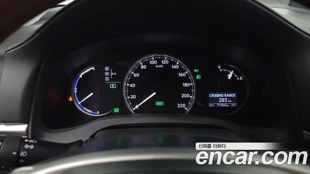 Lexus CT200h 1.8 Compact Luxury ZWA10 2012 — фото 8