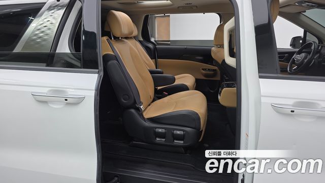 Kia Carnival (IV) Diesel 7-Seater Signature 2022 — фото 11