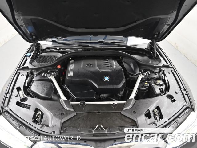 BMW 5 Series (G30) 520i M Sport 2020 — фото 6