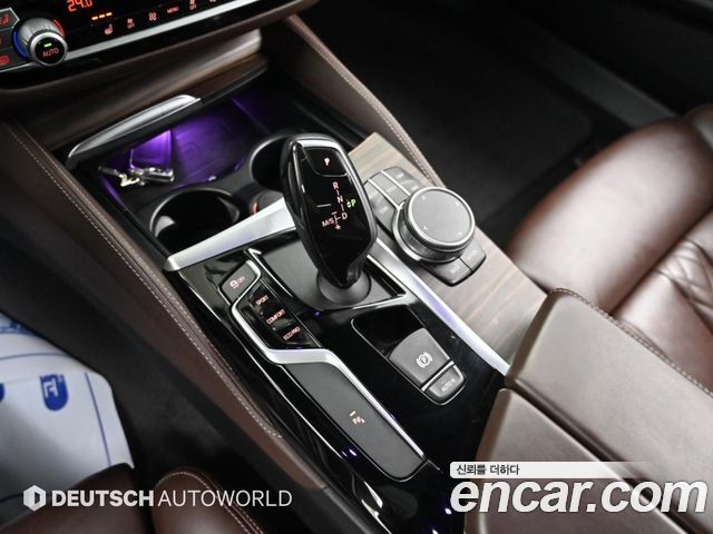 BMW 5 Series (G30) 520i M Sport 2020 — фото 9