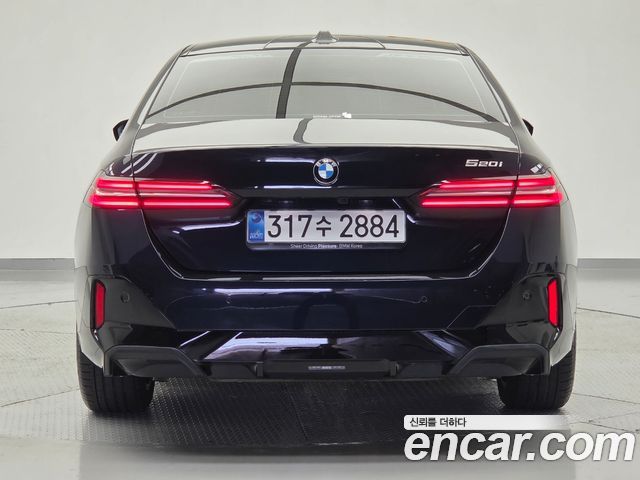 BMW 5 Series (G60) 520i M Sport 2026 — фото 4