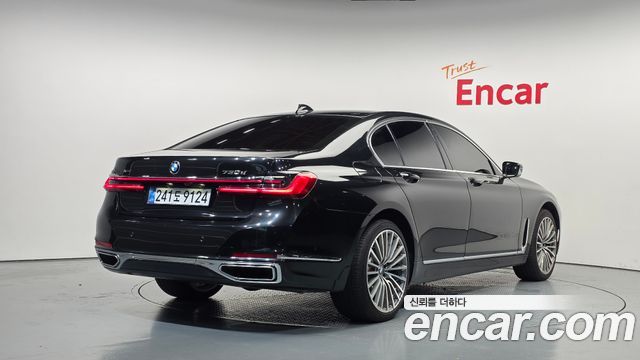BMW 7 Series (G11) 730d xDrive Design Pure Excellence 2021 — фото 2