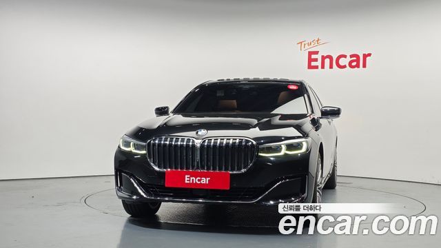 BMW 7 Series (G11) 730d xDrive Design Pure Excellence 2021 — фото 3