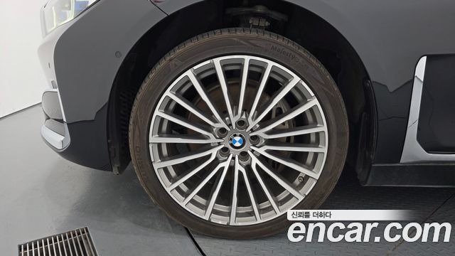 BMW 7 Series (G11) 730d xDrive Design Pure Excellence 2021 — фото 5