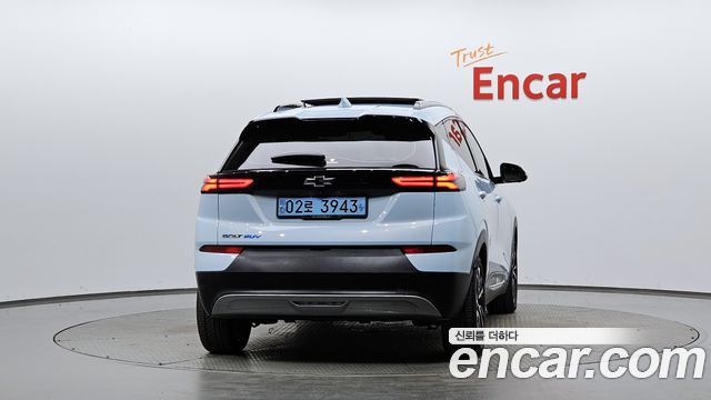 Chevrolet Bolt EUV Premier 2023 — фото 4