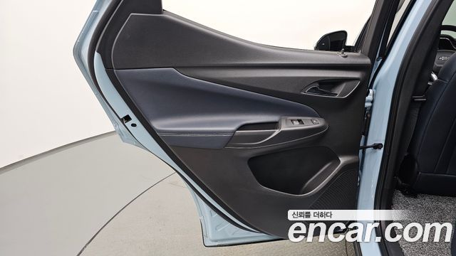 Chevrolet Bolt EUV Premier 2023 — фото 25