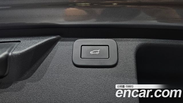 Land Rover Discovery Sport (II) P250 S 2023 — фото 35