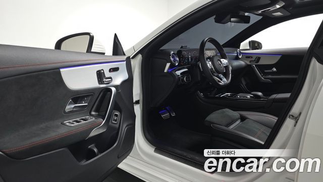 Mercedes-Benz CLA-Class (C118) CLA250 4MATIC 2023 — фото 10