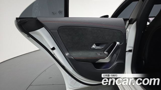 Mercedes-Benz CLA-Class (C118) CLA250 4MATIC 2023 — фото 31