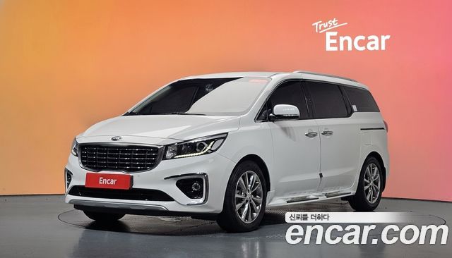 Kia Carnival 9-Seater Prstige 2019 — фото 1