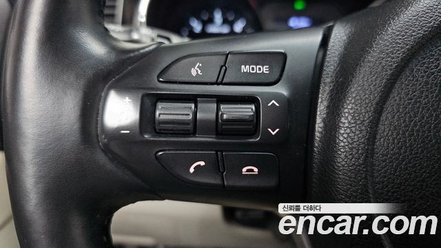 Kia Carnival 9-Seater Prstige 2019 — фото 34