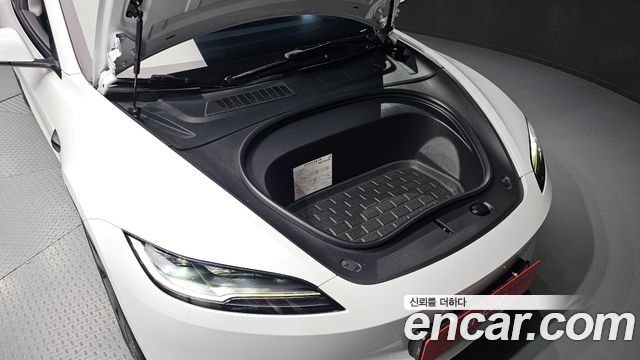 Tesla Model 3 Long Range AWD 2024 — фото 6
