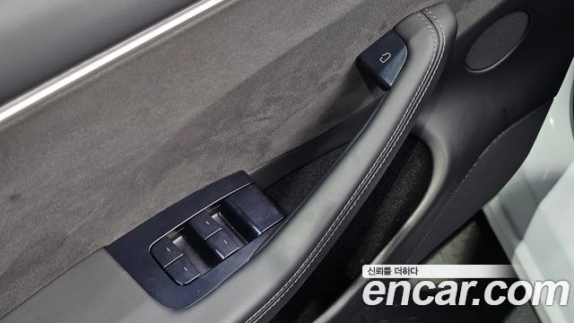 Tesla Model 3 Long Range AWD 2024 — фото 18