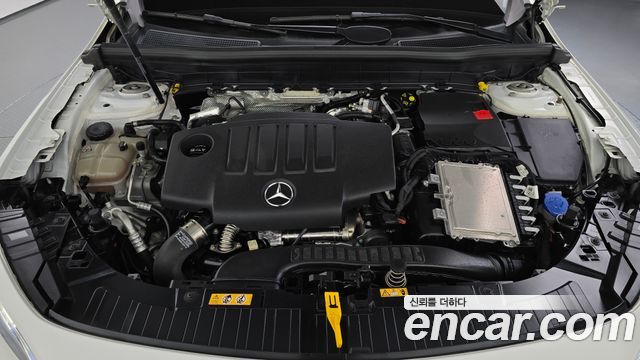 Mercedes-Benz GLB-Class (X247) GLB200 d 2021 — фото 6