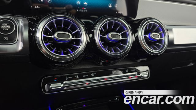 Mercedes-Benz GLB-Class (X247) GLB200 d 2021 — фото 14