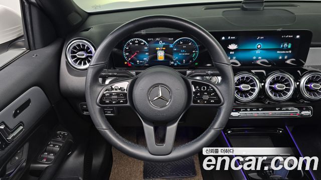 Mercedes-Benz GLB-Class (X247) GLB200 d 2021 — фото 15