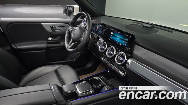 Mercedes-Benz GLB-Class (X247) GLB200 d 2021 — фото 27