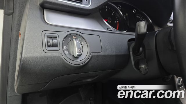 Volkswagen CC 2.0 TDI BlueMotion 2015 — фото 18