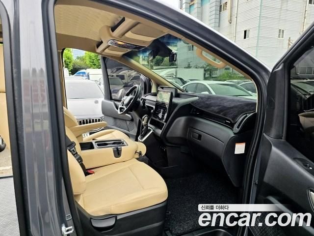 Hyundai Staria HEV 1.6 Camper Special Vehicle 2025 — фото 9