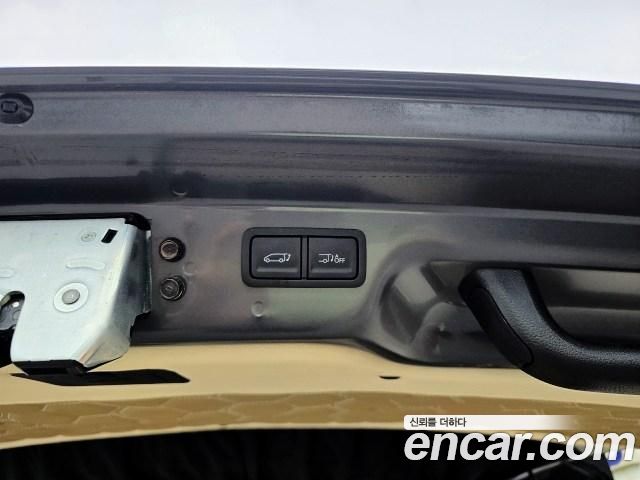Hyundai Staria HEV 1.6 Camper Special Vehicle 2025 — фото 17
