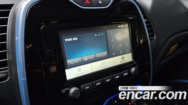 Renault Korea QM3 RE Signature 2017 — фото 15