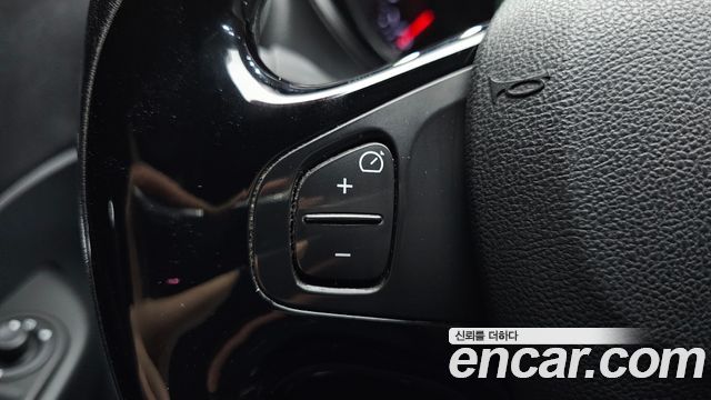 Renault Korea QM3 RE Signature 2017 — фото 28