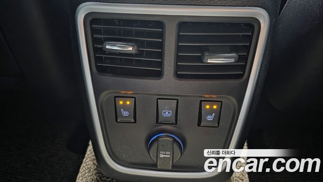 Chrysler 300C 3.6 Prestige 2013 — фото 23