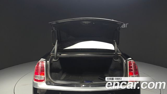 Chrysler 300C 3.6 Prestige 2013 — фото 24
