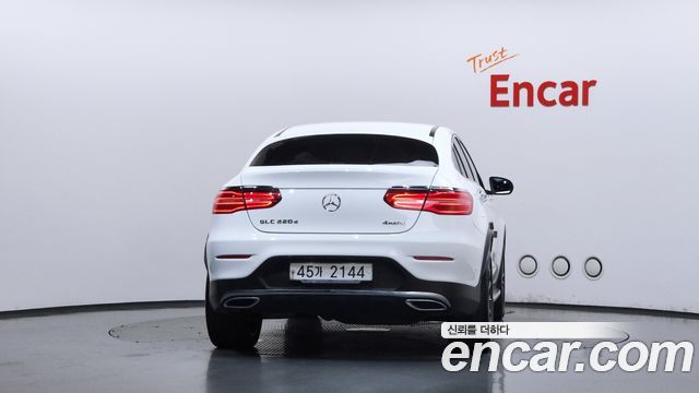 Mercedes-Benz GLC-Class (X253) GLC220 d 4MATIC Premium Coupe 2017 — фото 4