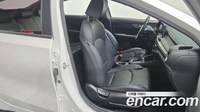 Kia K3 Luxury 2020 — фото 11