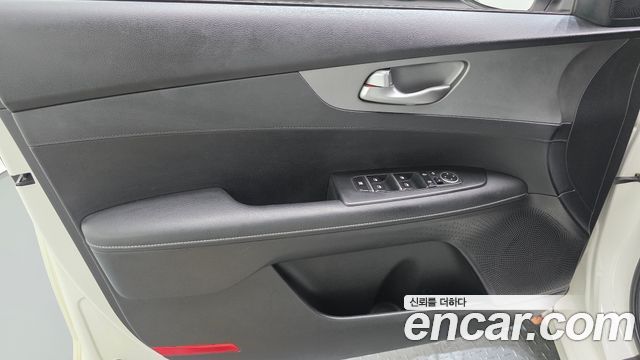 Kia K3 Luxury 2020 — фото 24